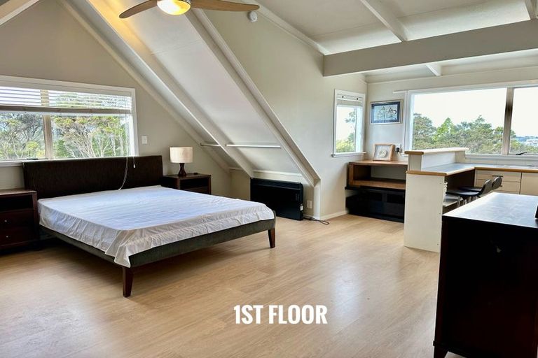 Photo of property in 25 Hobson Road, Lucas Heights, Auckland, 0632