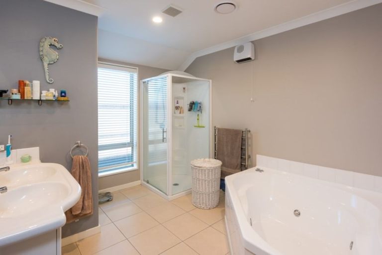 Photo of property in 27 Tremorne Avenue, Blenheim, 7201