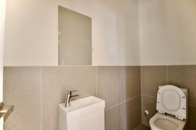 Photo of property in 9 Babina Avenue, Kumeu, 0810