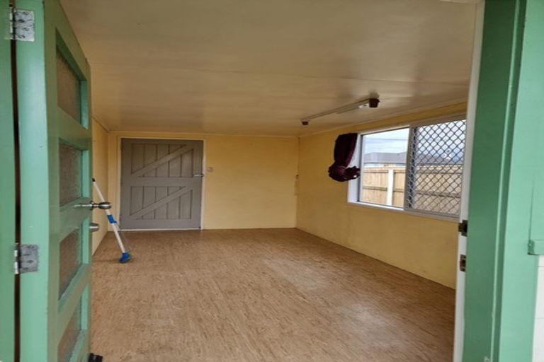 Photo of property in 13 Dittmer Street, Otaki, 5512