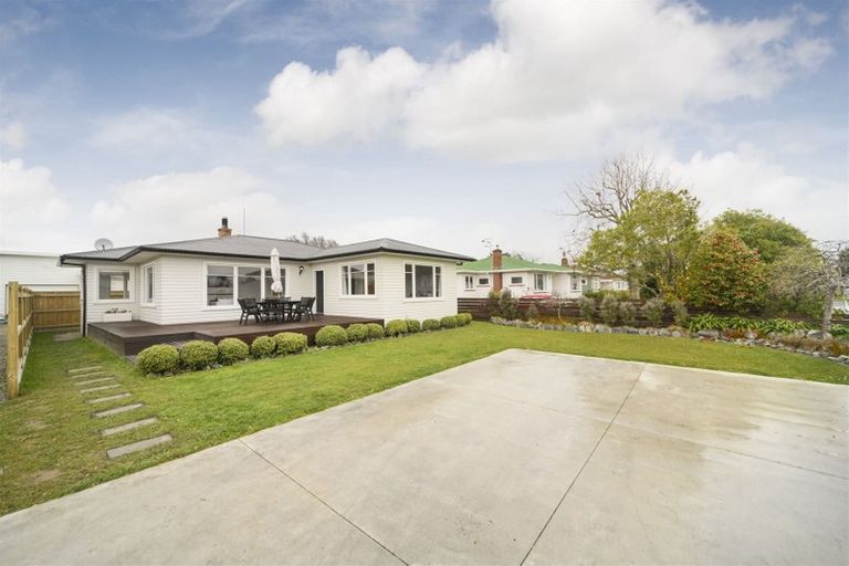 Photo of property in 12 Belvedere Crescent, Takaro, Palmerston North, 4412