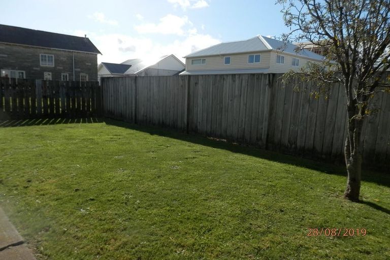 Photo of property in 109 Rongotai Road, Kilbirnie, Wellington, 6022