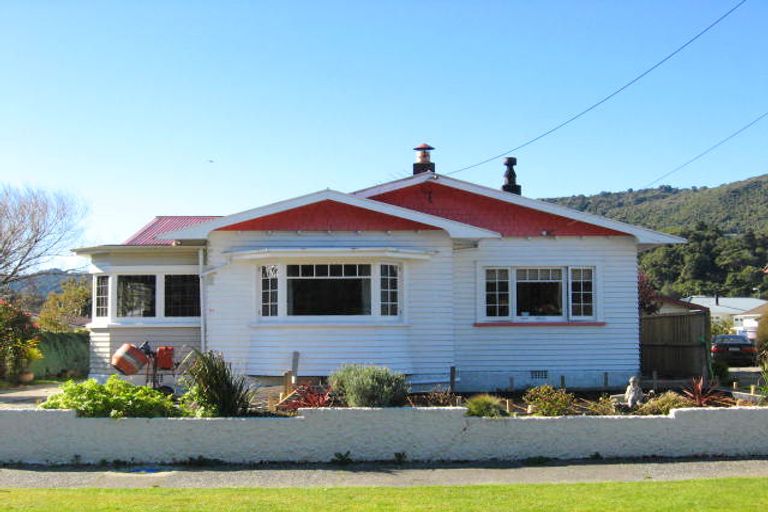Photo of property in 91 Marlborough Street, Greymouth, 7805