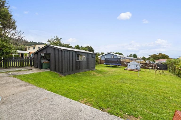 Photo of property in 15 Thomas Crescent, Western Heights, Rotorua, 3015