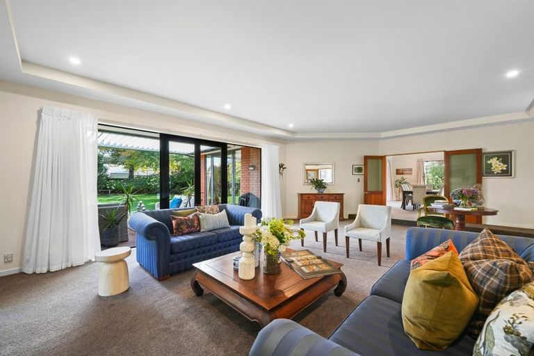 Photo of property in 14 Regent's Park Drive, Casebrook, Christchurch, 8051