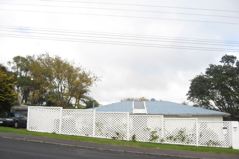 Photo of property in 67 Huatoki Street, Vogeltown, New Plymouth, 4310