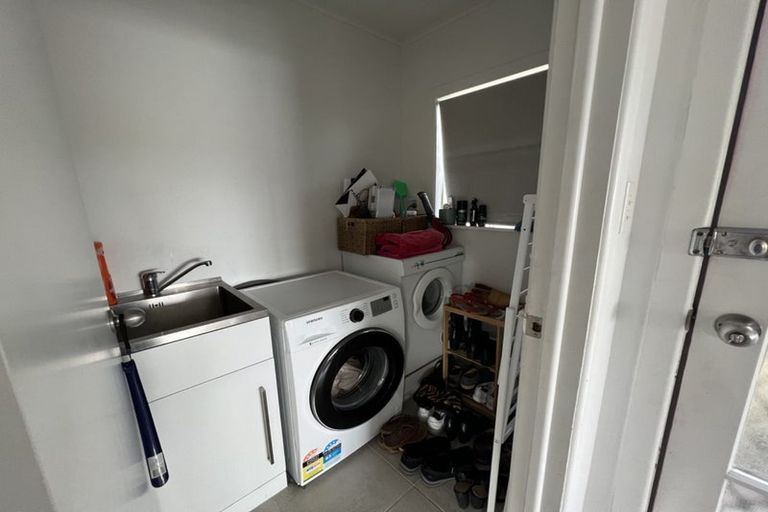 Photo of property in 157a Carlisle Road, Northcross, Auckland, 0632