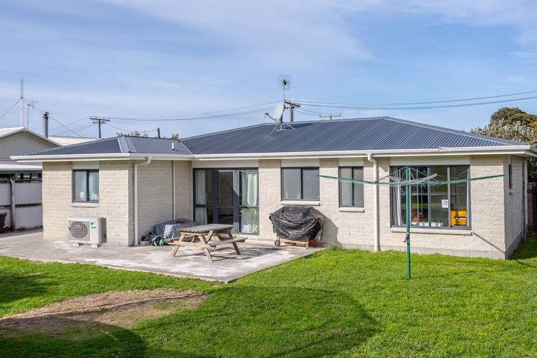 Photo of property in 11 Farrier Grove, Featherston, 5710