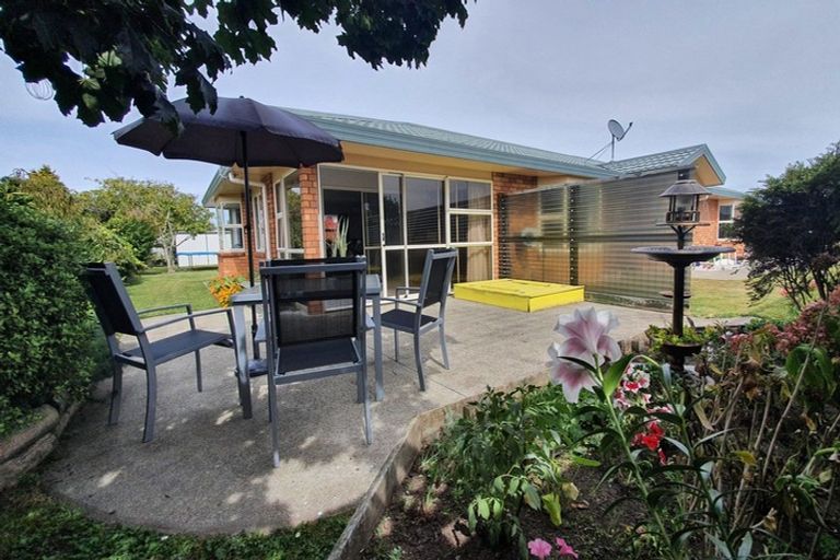 Photo of property in 5a Carthew Street, Feilding, 4702