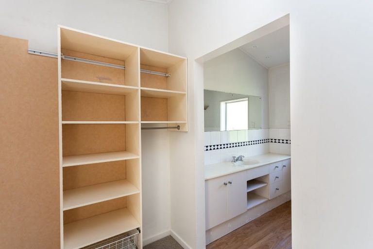 Photo of property in 101b Yaldhurst Road, Sockburn, Christchurch, 8042