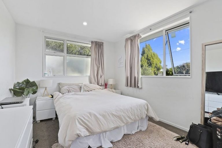 Photo of property in 1/4 Littler Place, Hamilton East, Hamilton, 3216