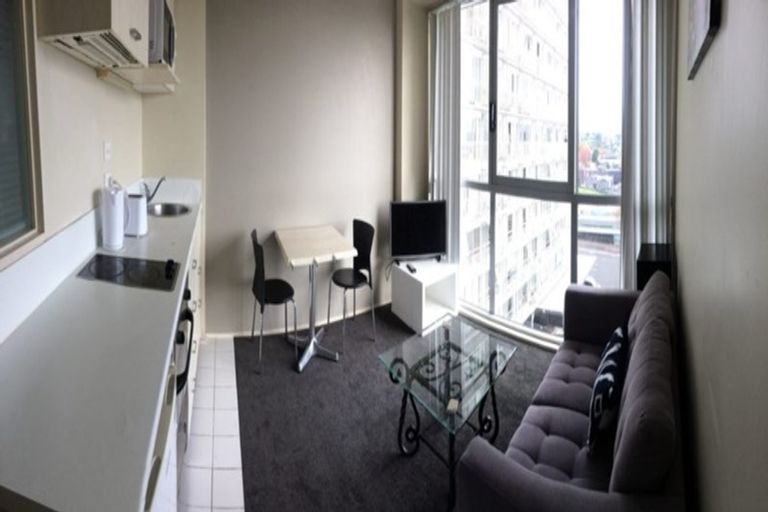 Photo of property in Zest Apartments, 506/72 Nelson Street, Auckland Central, Auckland, 1010