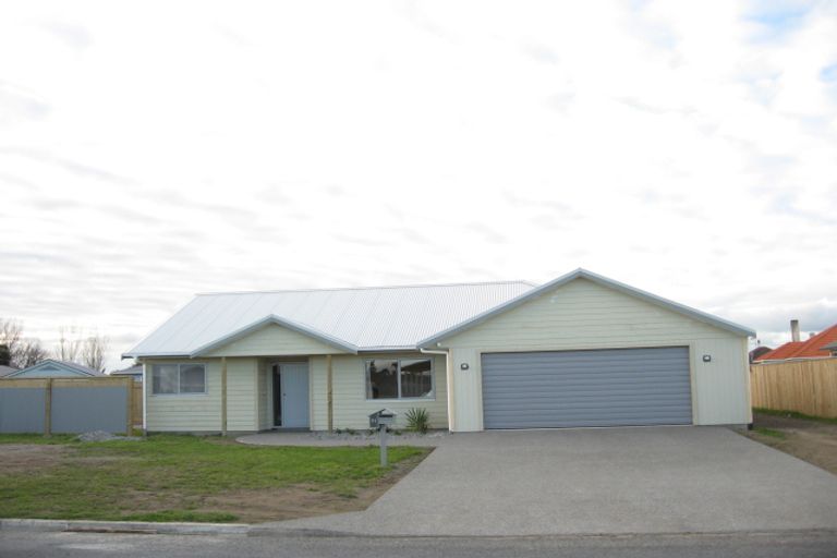 Photo of property in 51 Matene Street, Otaki, 5512