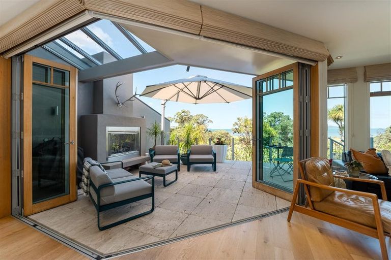 Photo of property in 39 Little Compton Mews, Snells Beach, 0920