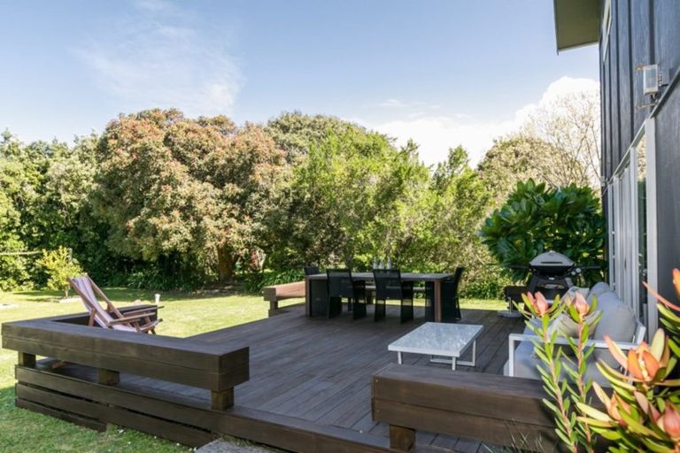 Photo of property in 61 Airini Road, Waimarama, Havelock North, 4294