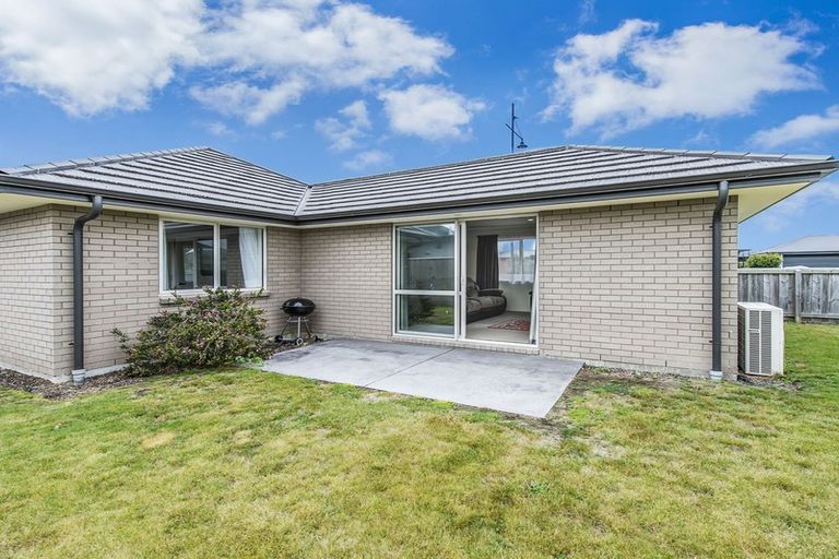 Photo of property in 17 Pakohe Street, Pegasus, 7612