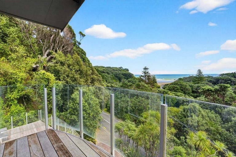 Photo of property in 10 Waitea Road, Muriwai, Waimauku, 0881