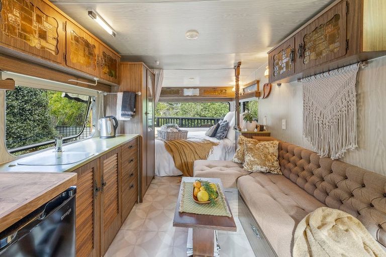 Photo of property in 361h Paremoremo Road, Paremoremo, Auckland, 0632