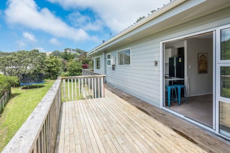 Photo of property in 68 Dominion Park Street, Johnsonville, Wellington, 6037
