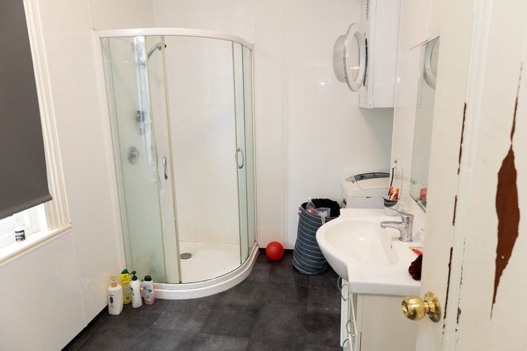 Photo of property in 402 Leith Street, North Dunedin, Dunedin, 9016