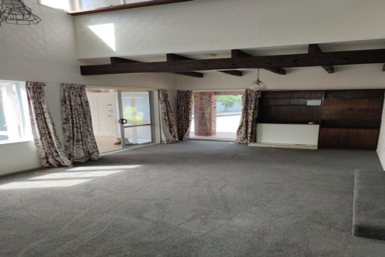 Photo of property in 39b Parkvale Road, Karori, Wellington, 6012