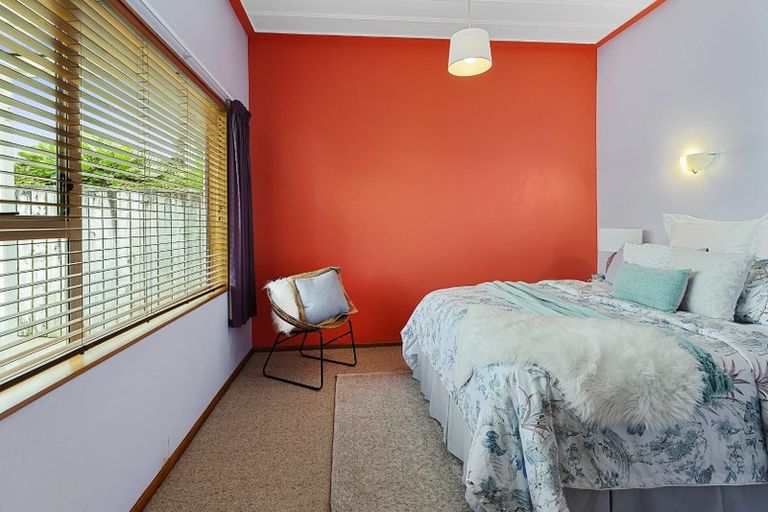 Photo of property in 52 Steyne Avenue, Plimmerton, Porirua, 5026