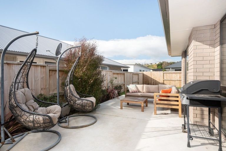 Photo of property in 86 Awataha Crescent, Pyes Pa, Tauranga, 3110