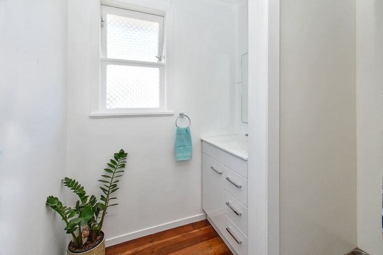 Photo of property in 15 London Street, Pukekohe, 2120