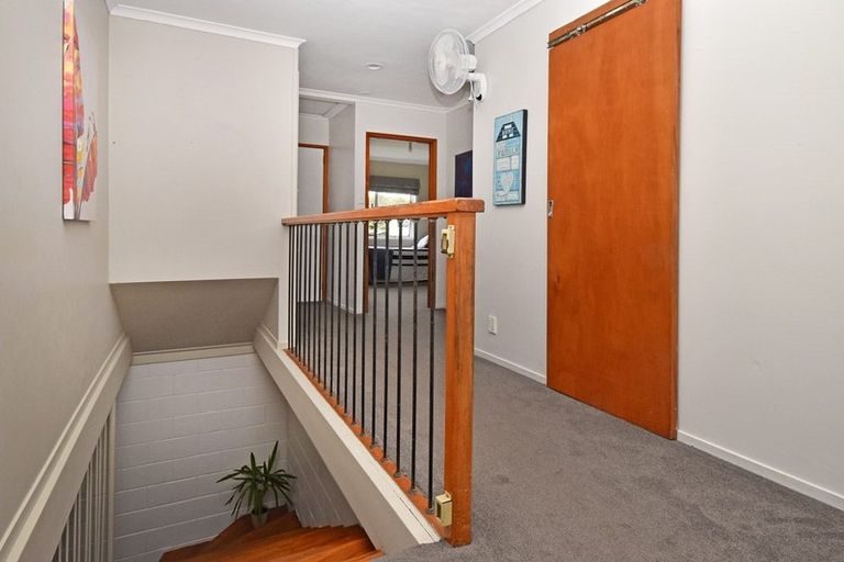 Photo of property in 2/90 Rosier Road, Glen Eden, Auckland, 0602