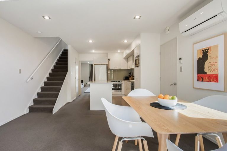 Photo of property in 90c Mandeville Street, Riccarton, Christchurch, 8011