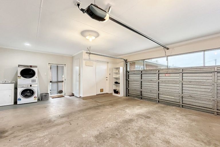Photo of property in 37 Moa Street, Waikiwi, Invercargill, 9810