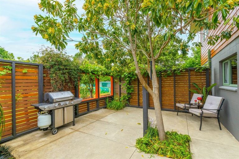 Photo of property in 191 Mazengarb Road, Paraparaumu, 5032