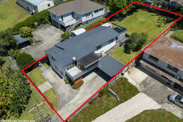 Photo of property in 161 Triangle Road, Massey, Auckland, 0614