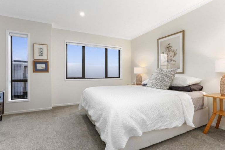 Photo of property in 126 Hobsonville Point Road, Hobsonville, Auckland, 0616