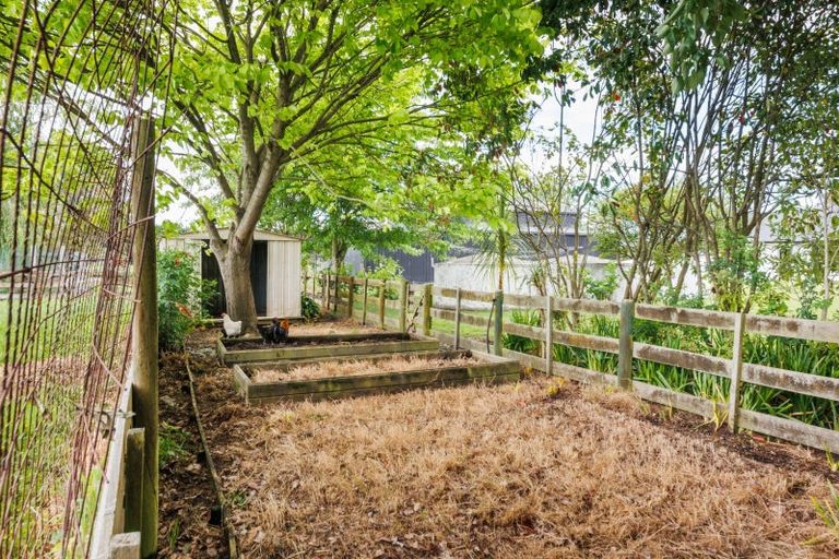 Photo of property in 1999 Longburn Rongotea Road, Longburn, Palmerston North, 4475