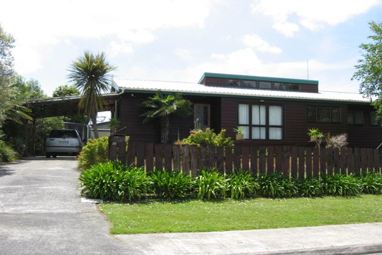 Photo of property in 30 Rheingold Place, Huapai, Kumeu, 0810