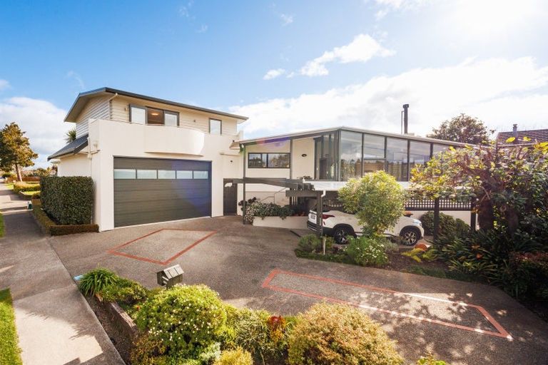 Photo of property in 7 Dittmer Drive, Awapuni, Palmerston North, 4412