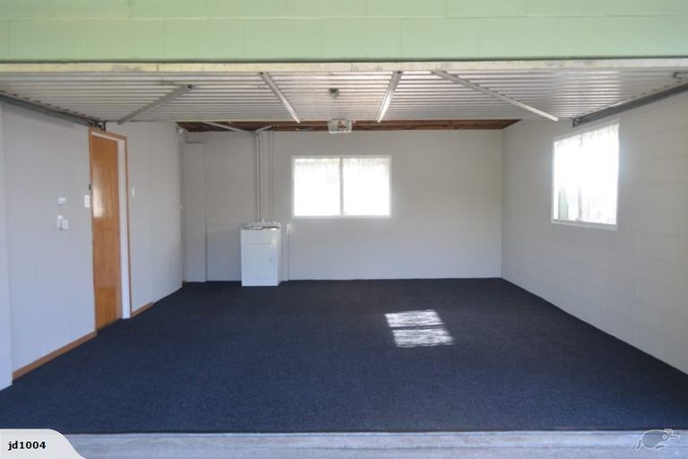 Photo of property in 296 Royal Road, Massey, Auckland, 0614
