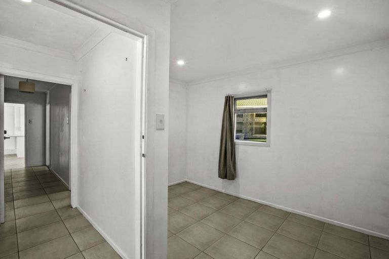 Photo of property in 2a Wanaka Terrace, Bell Block, New Plymouth, 4312