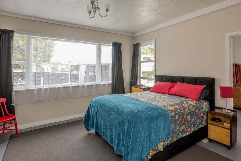 Photo of property in 41 Liverpool Street, Levin, 5510