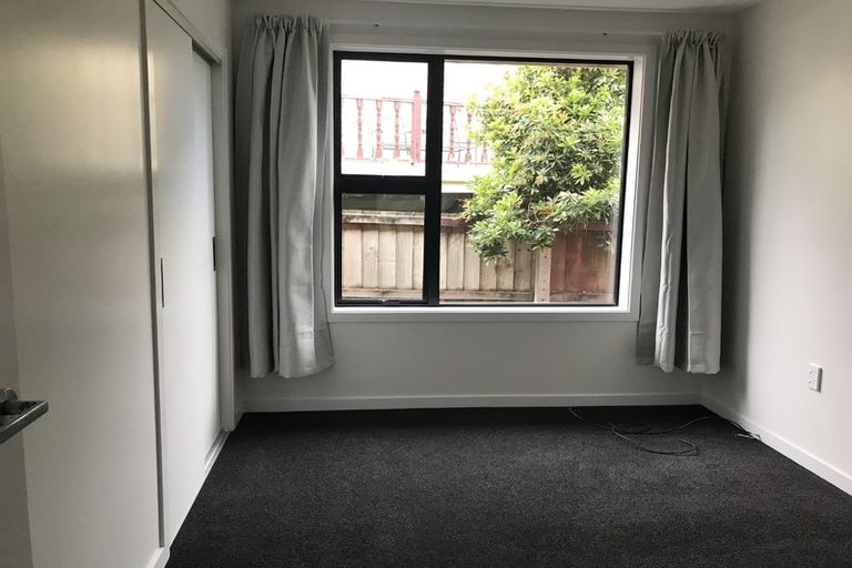 Photo of property in 2 Bell Crescent, Concord, Dunedin, 9018