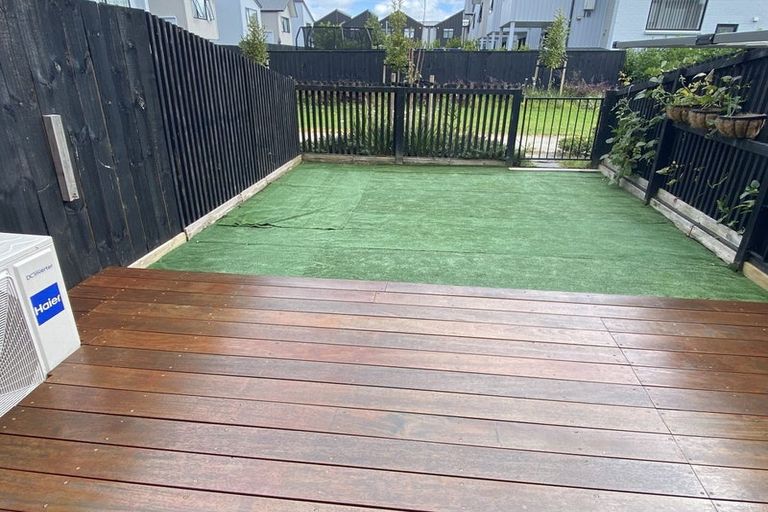 Photo of property in 79 Te Aparangi Road, Papakura, 2110