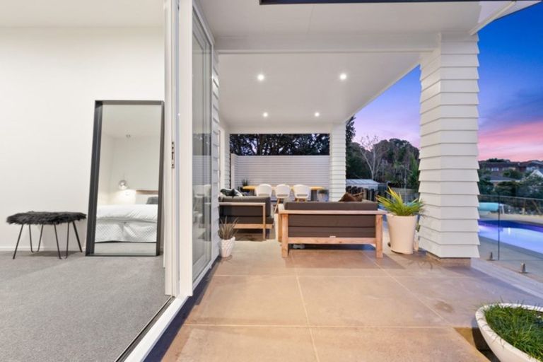 Photo of property in 14 Rock Isle Road, Torbay, Auckland, 0630