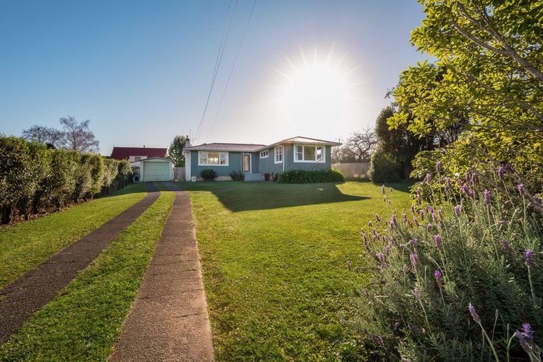 Photo of property in 105 Shakespeare Street, Leamington, Cambridge, 3432