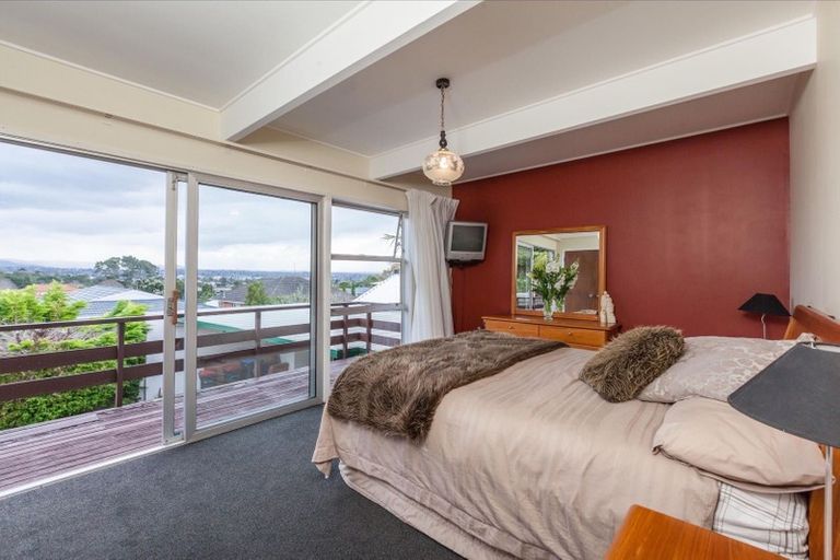 Photo of property in 59 Mcfadzean Drive, Blockhouse Bay, Auckland, 0600