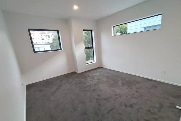 Photo of property in 36d Marendellas Drive, Bucklands Beach, Auckland, 2014