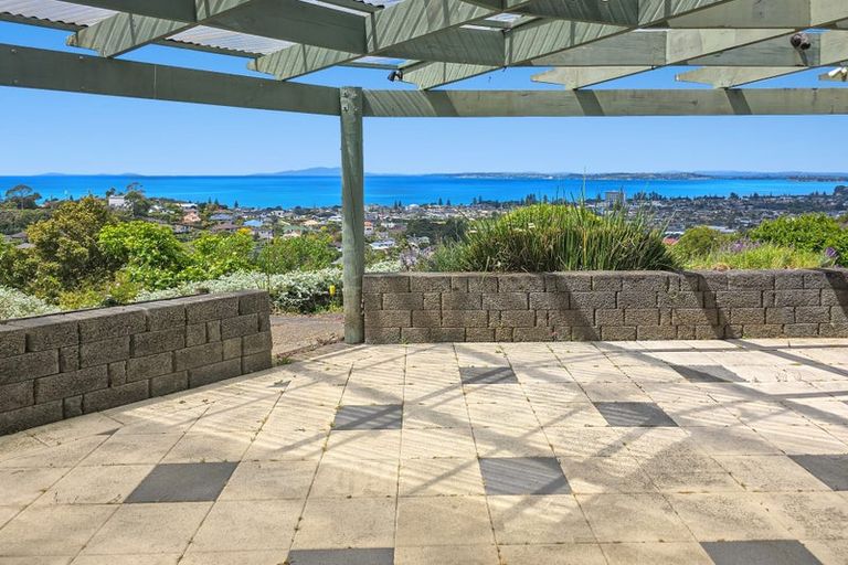 Photo of property in 9 Maire Road, Orewa, 0931