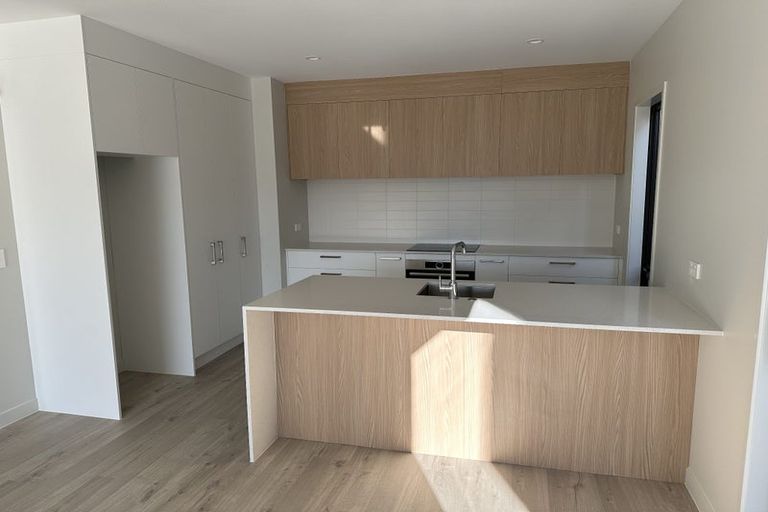 Photo of property in 14 Inder Street, Jacks Point, 9371