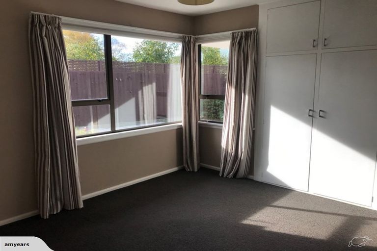 Photo of property in 1/1 Rosedale Place, Avonhead, Christchurch, 8042