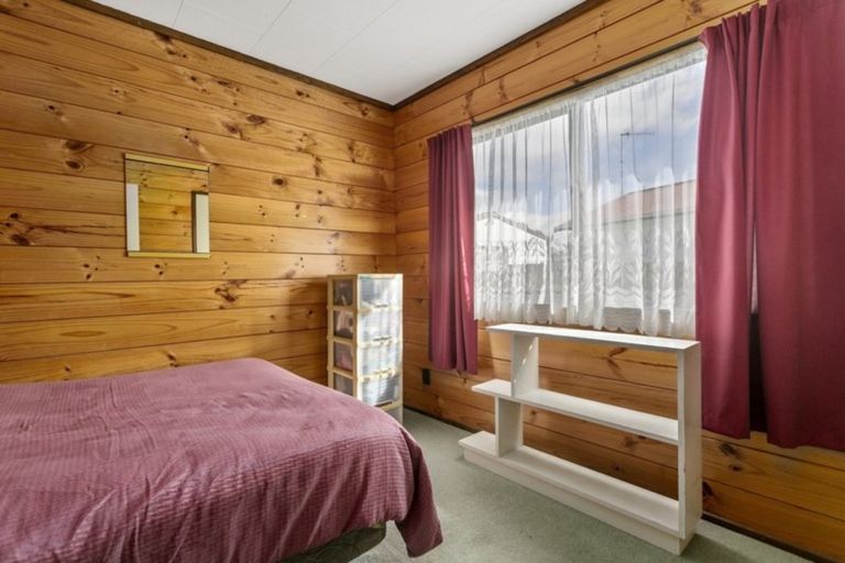 Photo of property in 18 Raukura Street, Turangi, 3334